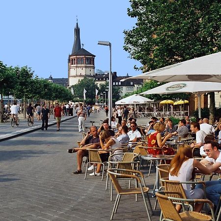 Hotel National Duesseldorf Екстериор снимка