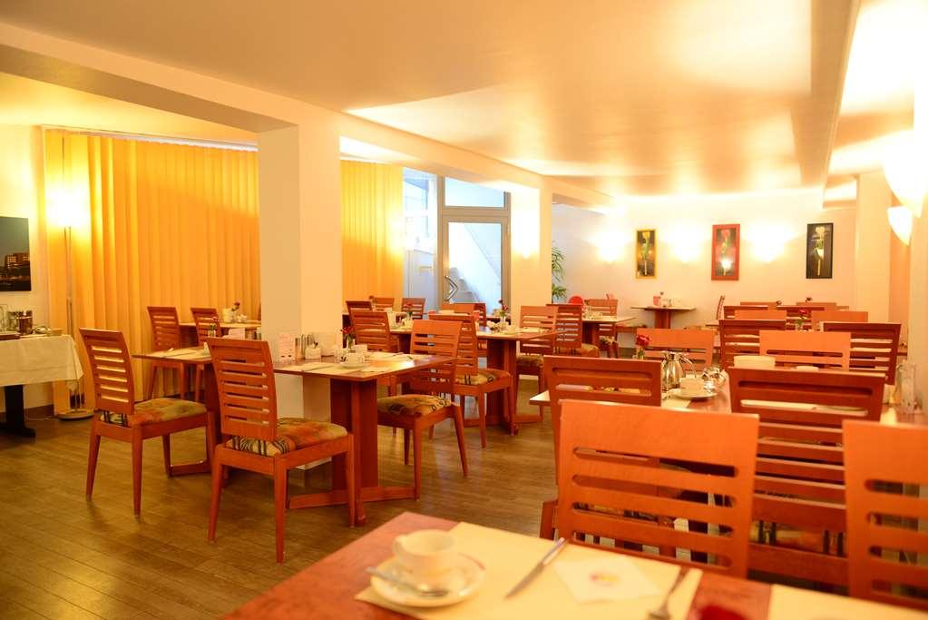 Hotel National Duesseldorf Съоръжения снимка