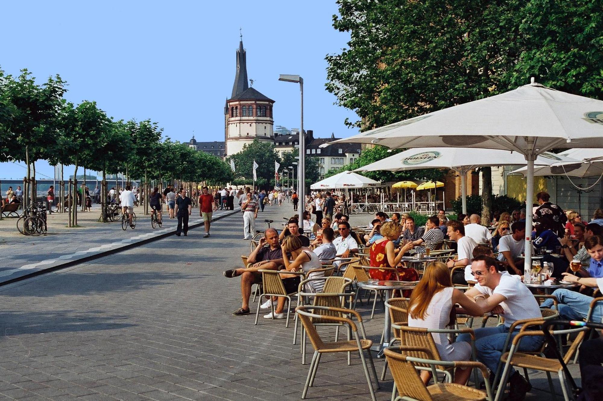 Hotel National Duesseldorf Екстериор снимка
