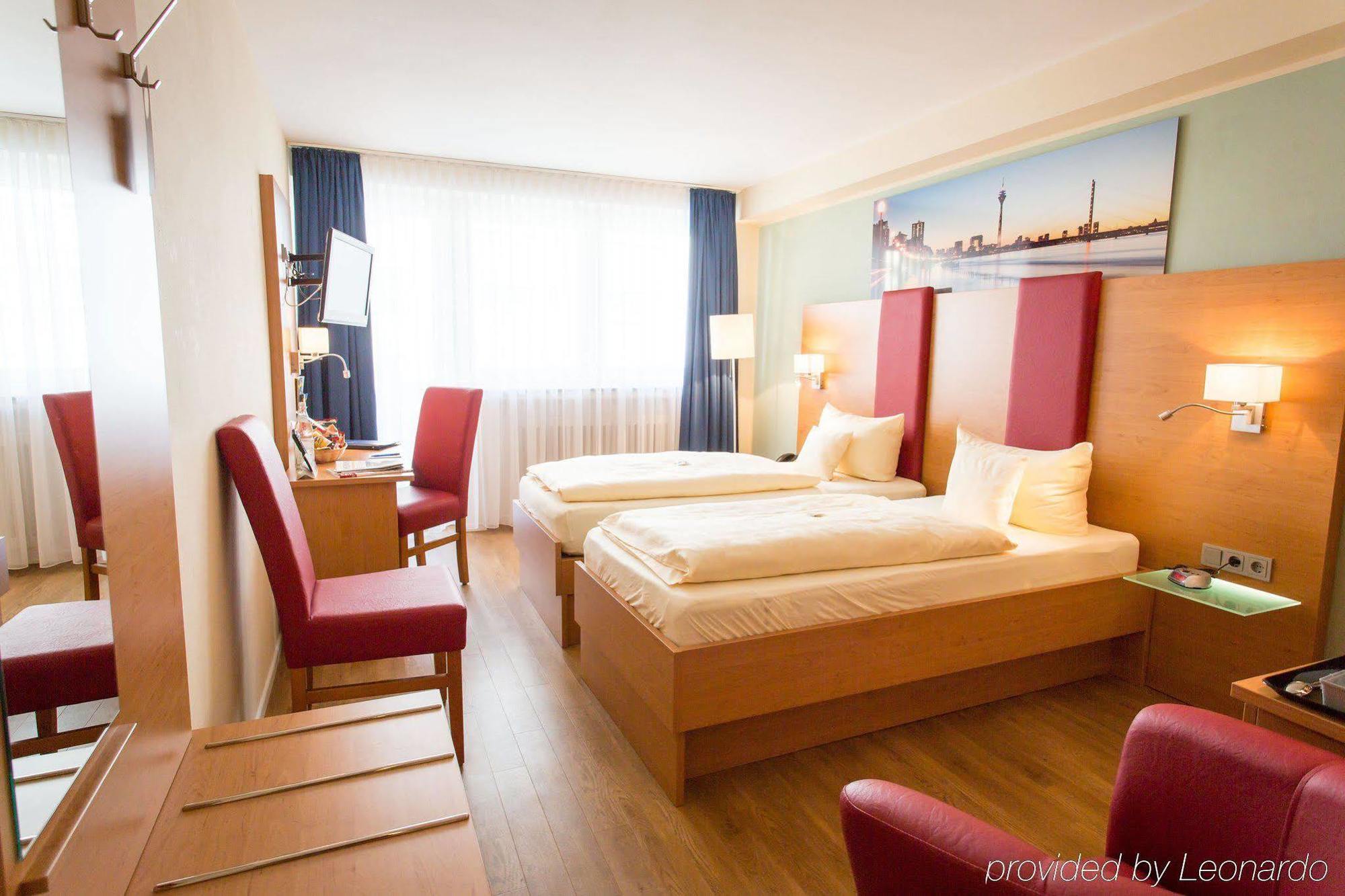 Hotel National Duesseldorf Екстериор снимка