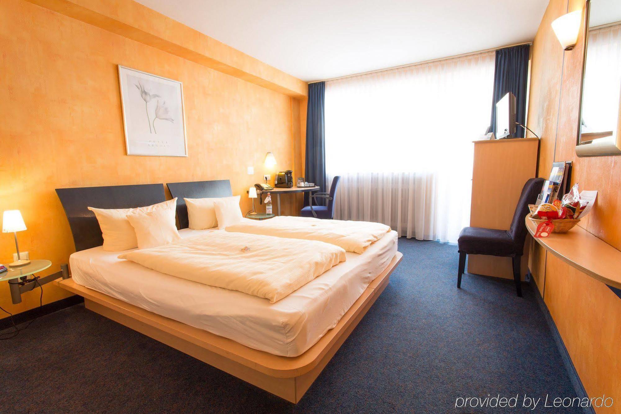 Hotel National Duesseldorf Екстериор снимка