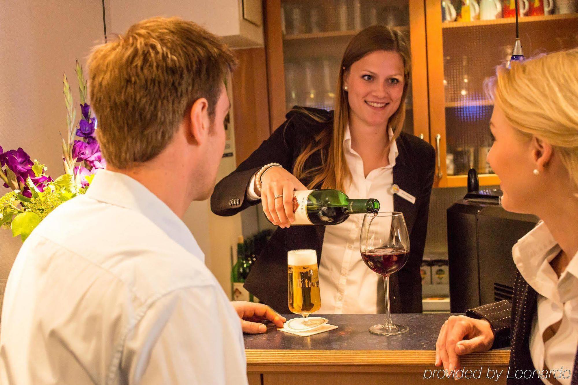 Hotel National Duesseldorf Екстериор снимка