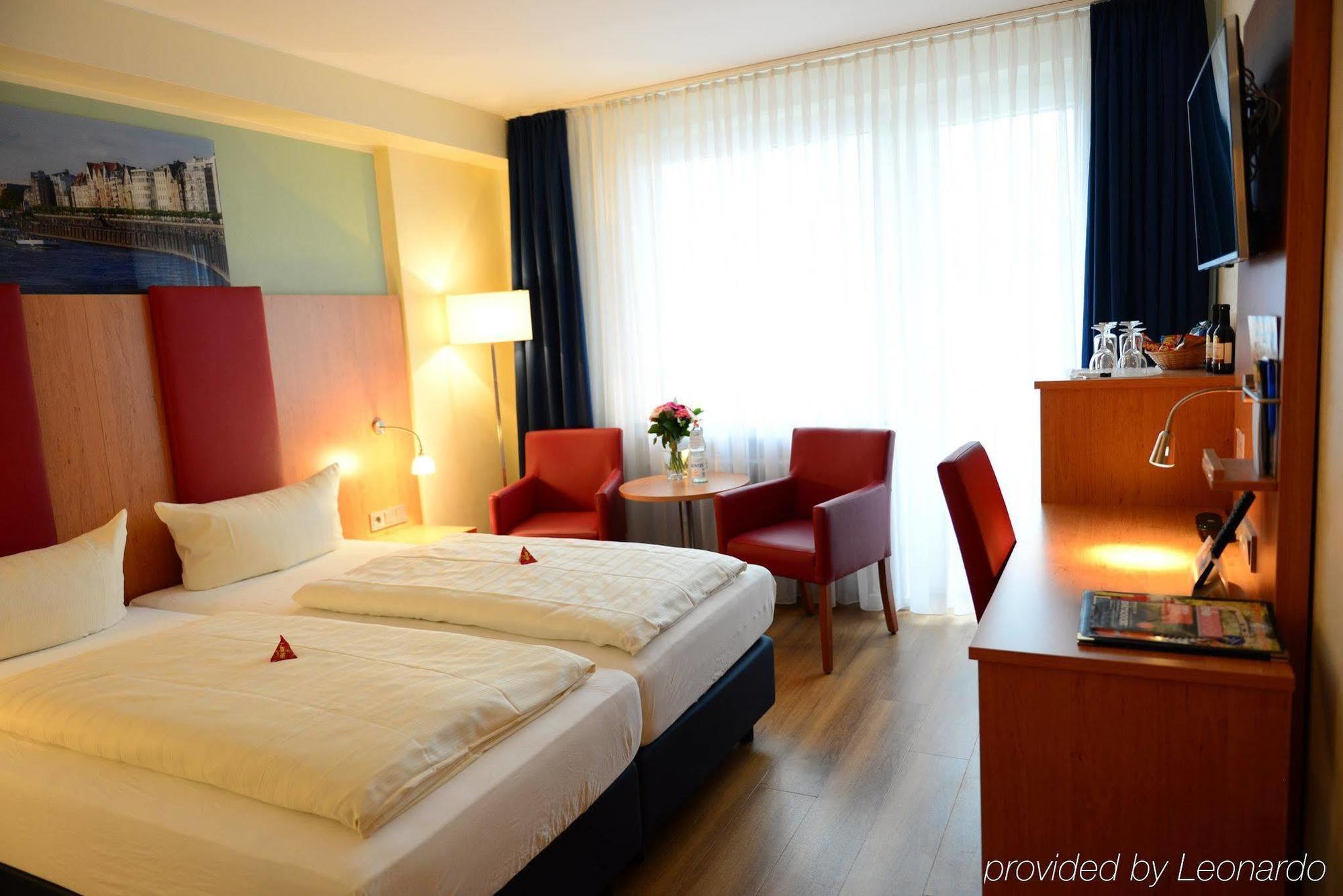Hotel National Duesseldorf Екстериор снимка