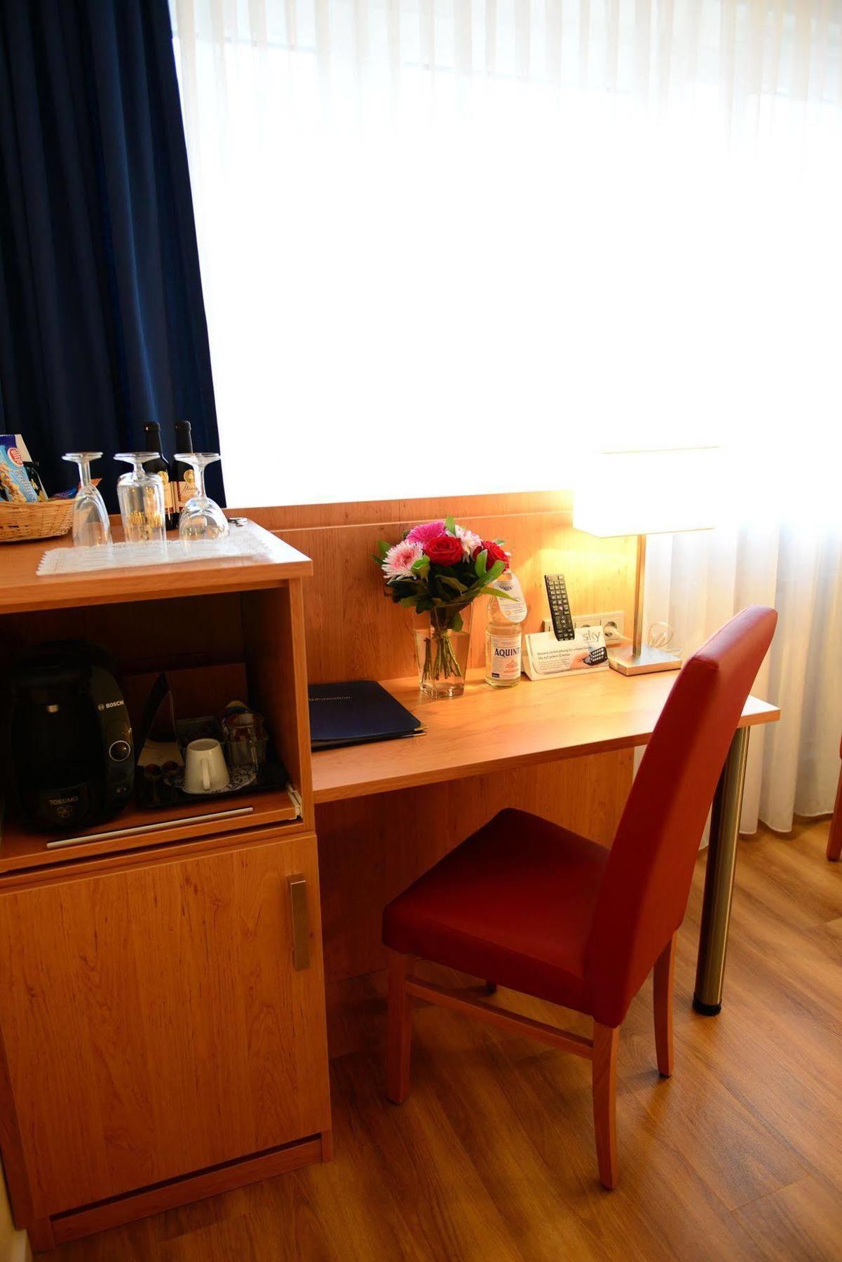 Hotel National Duesseldorf Екстериор снимка