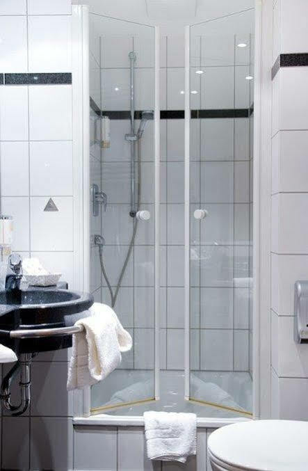 Hotel National Duesseldorf Екстериор снимка